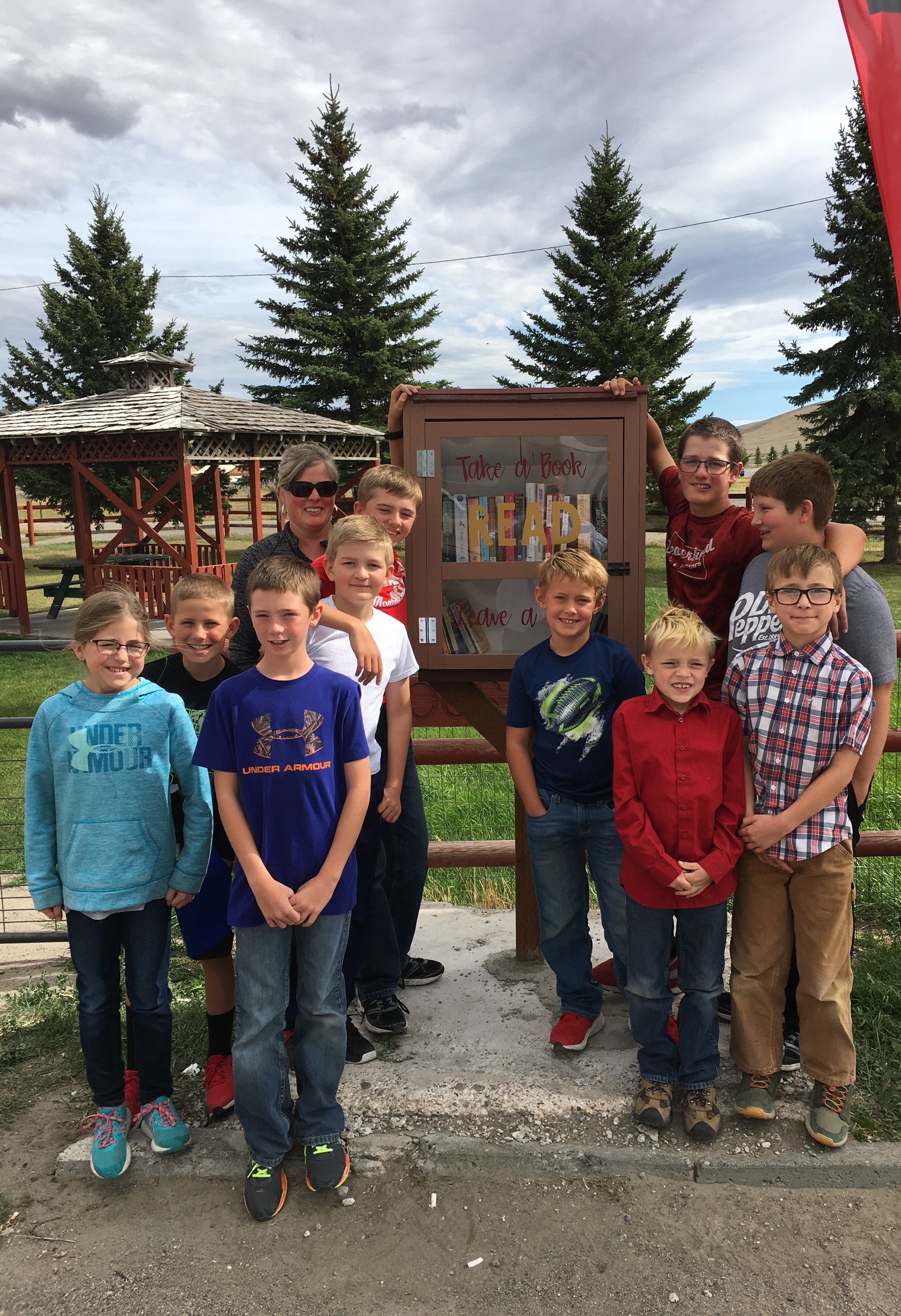 Lima, MT Students Build Free Library